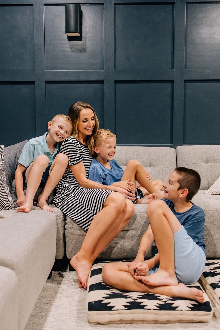 What Is Slow Motherhood? (And Why More Moms Are Choosing It)