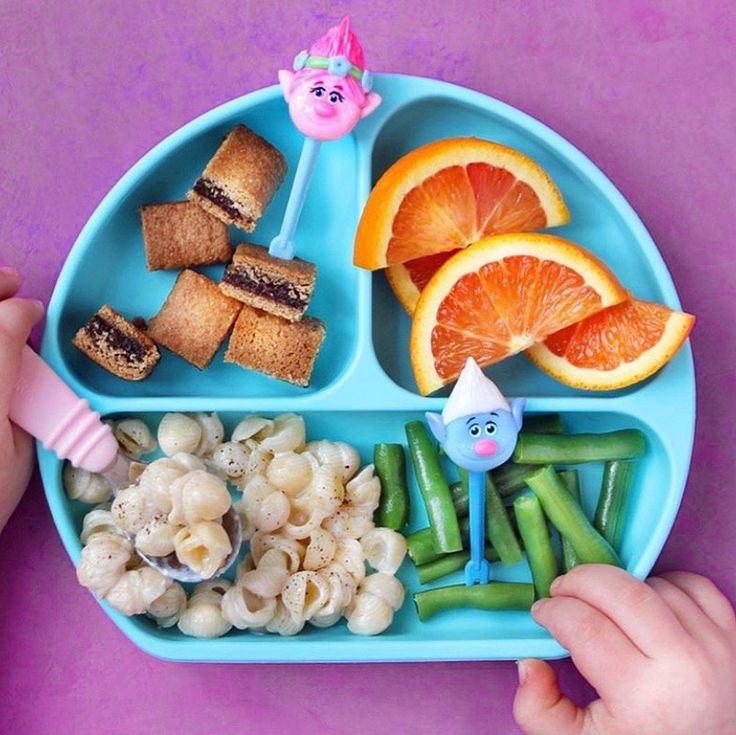 Simple and Balanced Toddler Lunch Ideas (Picky Eater Approved)