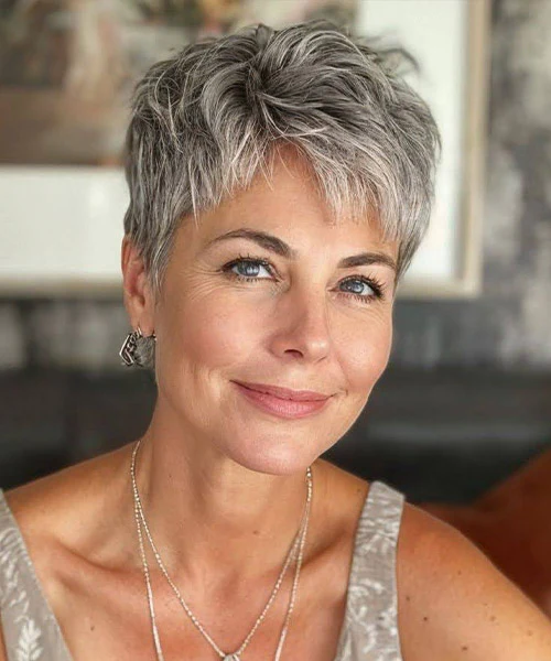 10 Short Hairstyles for Older Women That Bring Fresh Energy and Easy Elegance